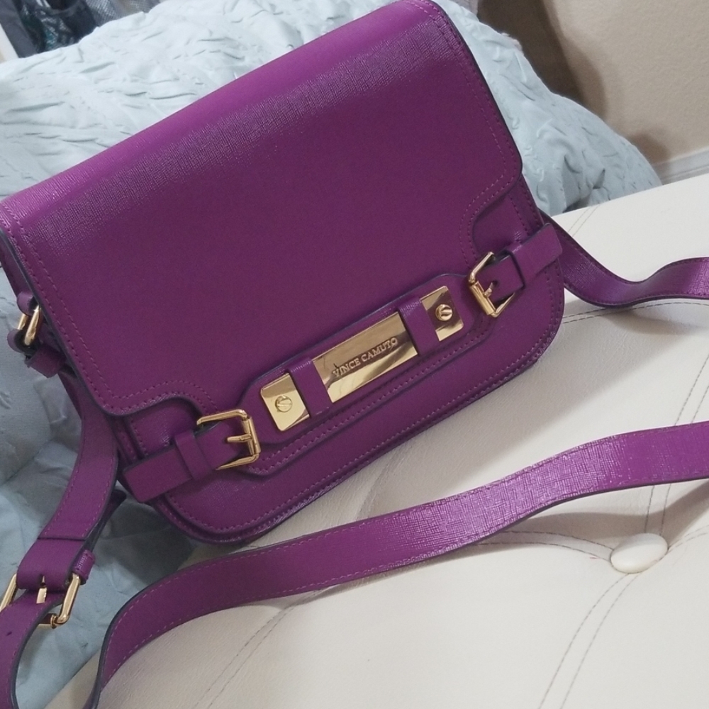Vince Camuto Crossbody!